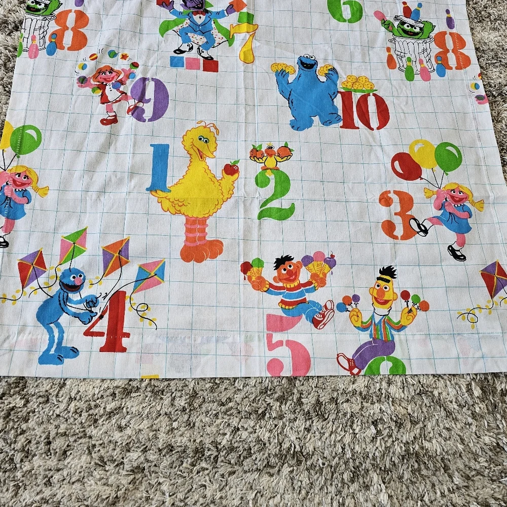 Vtg SESAME STREET Replacement Long Valance Or Curtain 41 x 53 Numbers JP Stevens